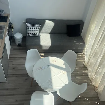 Anastasia Loft *